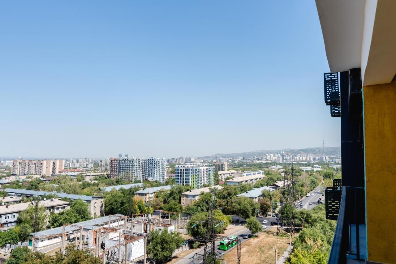 Heaven 10 Apartment Almaty Bagian luar foto