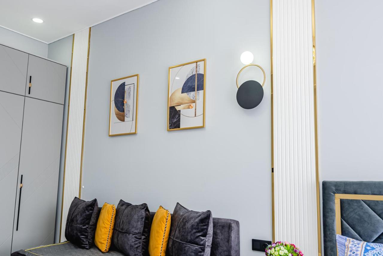Heaven 10 Apartment Almaty Bagian luar foto