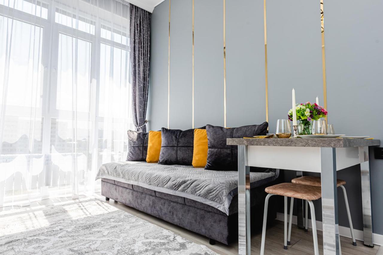 Heaven 10 Apartment Almaty Bagian luar foto